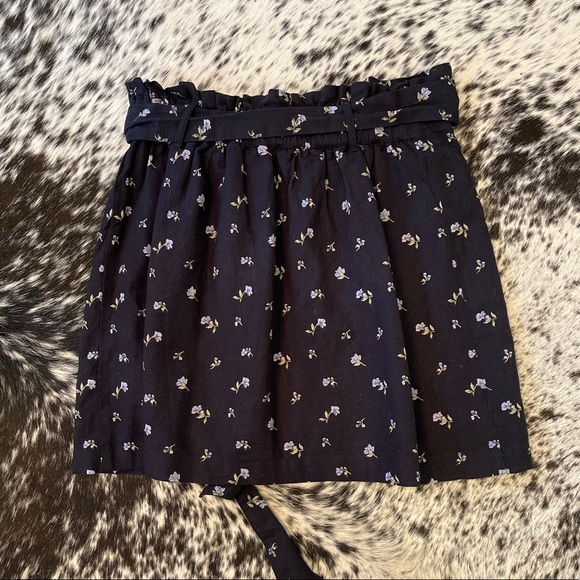 NWOT AE high waist lightweight skirt w/ flowers🌸 - Picture 8 of 8